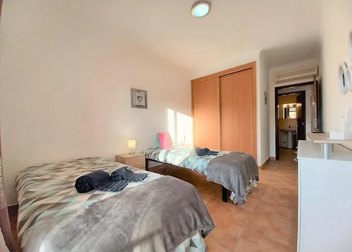 Paraiso Sol Rocha Ocean Beach Apartment